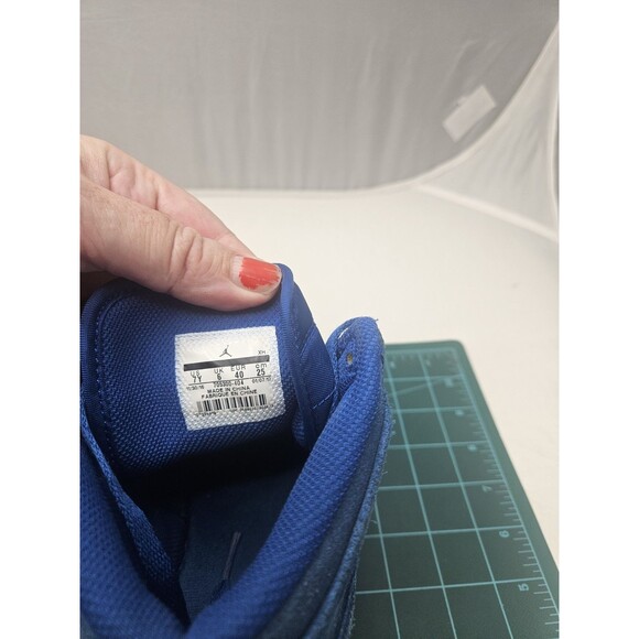 Nike Air Jordan 1 Retro High Team Royal Suede Youth Size 7Y (705300-404) - Picture 6 of 14